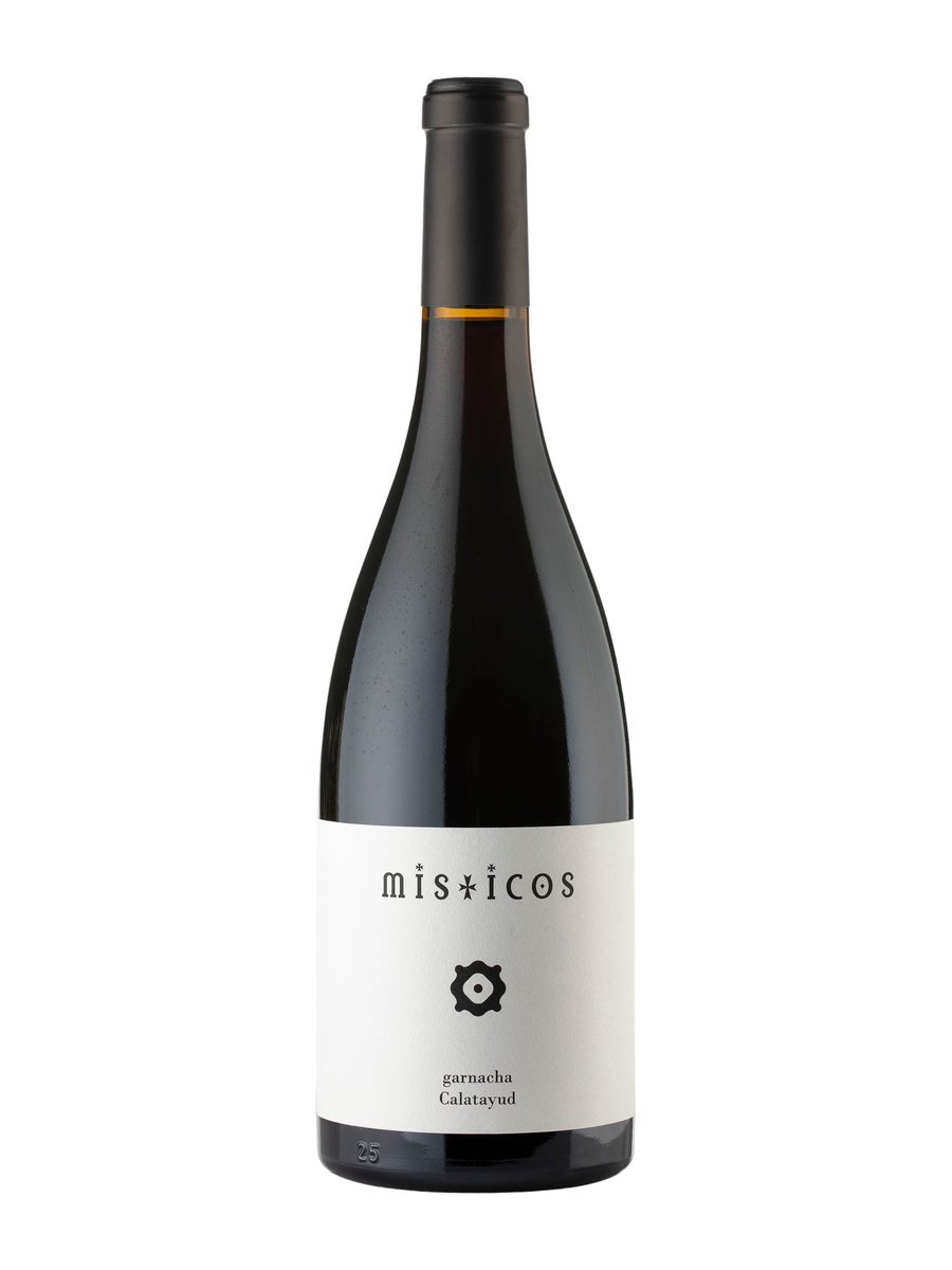La botella Místicos de Galgo Wines, una garnacha de Calatayud, con cápsula negra y etiqueta blanca.